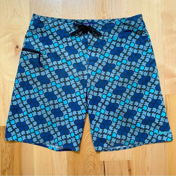 Men’s Patagonia Stretch Planing Board Shorts in Ureka Channel Blue size 32